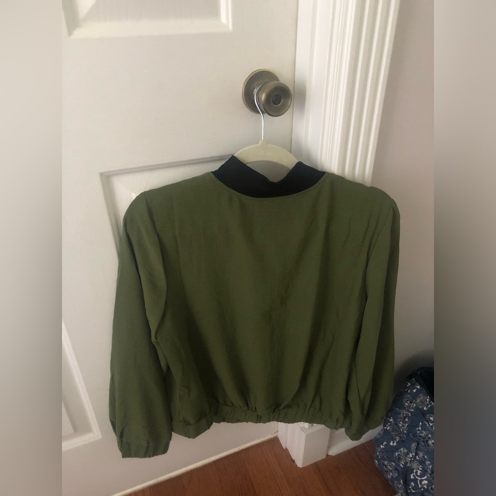 Adrienne Vittadini Embroidered Olive Green Black Bomber Jacket Size Large - Picture 3 of 9